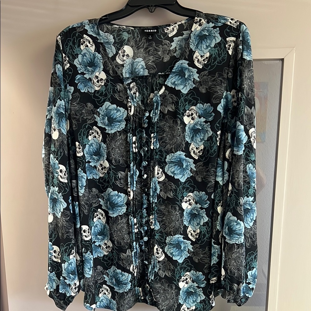 Torrid Black and Blue Floral and skull Blouse